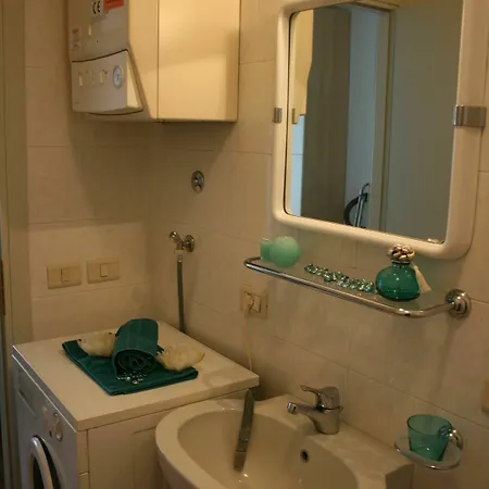 Residenza Manuela شقة ريتشيوني