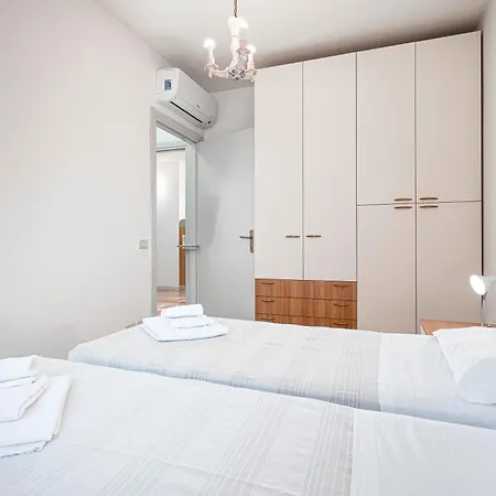 Residenza Manuela * Riccione
