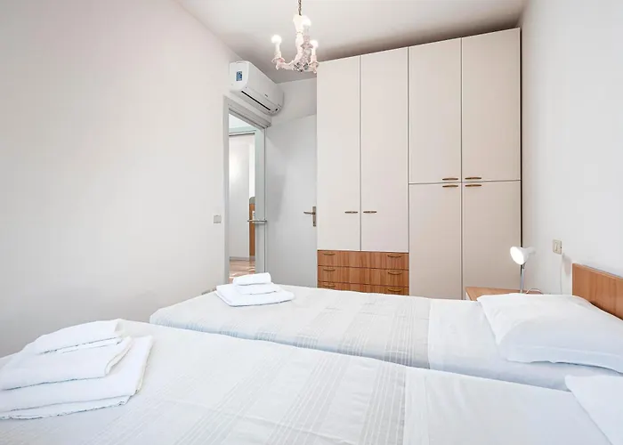 Residenza Manuela * Riccione